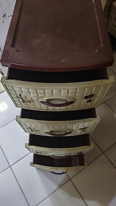 tek matras: İşlənmiş, Güzgüsüz — 1