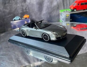 maşın modeli: Kolleksiya ücün avtomobil modeli Porsche 911 997II Carerra GTS — 13