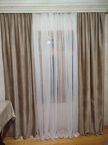 Qızılı-bej rəngli qalın pərdə və ağ tull şəffaf tül kombini - Dəst: 2 — 3