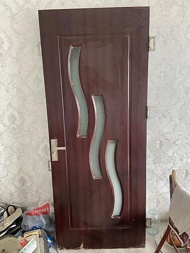 islenmis demir qapi: 2 qapı 90sm*205sm
120azn — 1