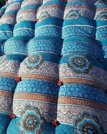 taxt doşəyi: Taxt üçün yun döşək — 1