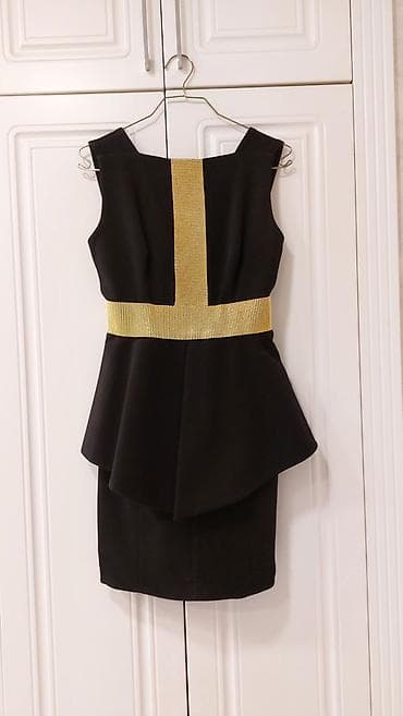 xonca bezedilmesi: Qara rəngli şık baha qiymete alınmış kokteyl/libas - Model: peplum — 2