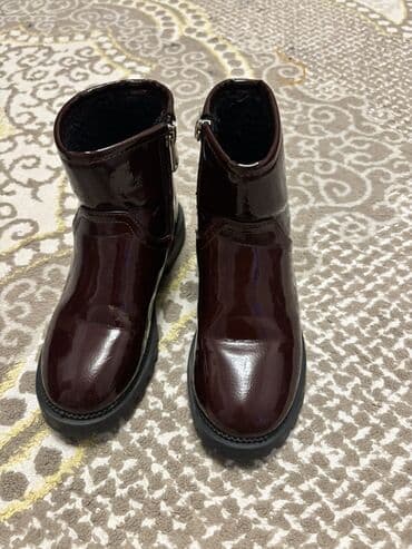 Çəkmələr, Qız üçün, 31