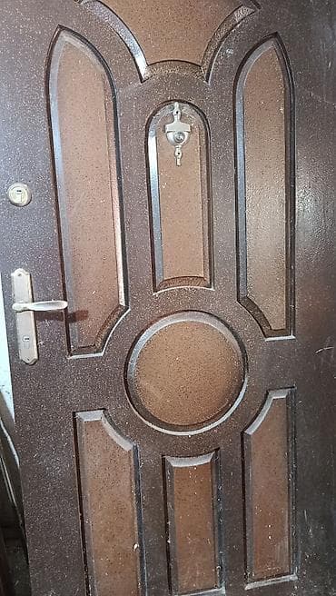 qapi: Metall giriş qapısı - Material: polad/metal konstruksiya, möhkəm və — 1