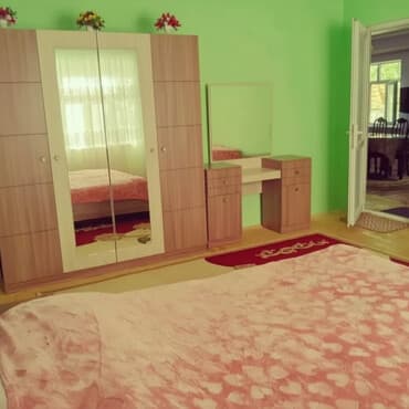 дом с бассейном: 90 м², 3 комнаты, Комби, Газ, Электричество — 1