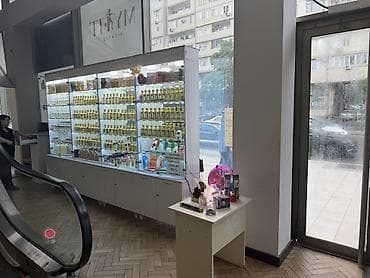 chanel çantalar: İnsaatcilar metrosunun yaxinligi Sherifzade Center icinde etir biznesi — 4