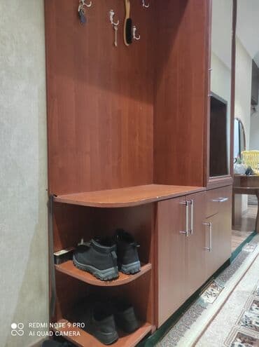 вешалка в прихожую настенная: Комод — 1