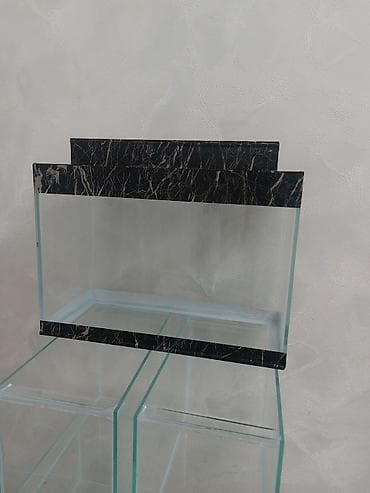 Ölçü 36×25×16 on dörd litir. hər ölçüdə var vinil özūm çoxuna