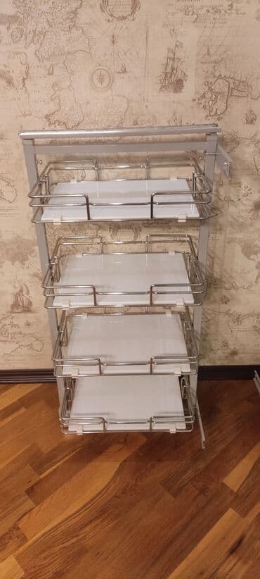 mətbəx rəfi: Mətbəx üçün mebelə qurulan polkalar. Dərinlik 55 hündürlük 105 qapaq — 10