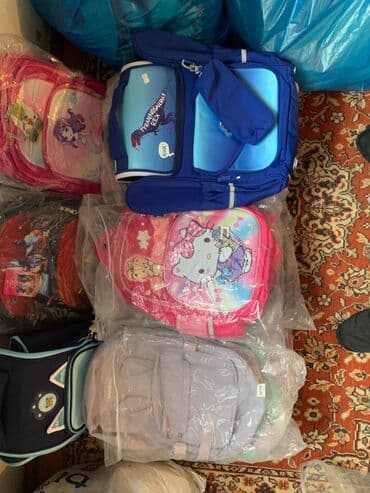 qaşlı çanta: 35.40 manata satilan cantalar hamisi 15 manat. Magaza baglanib butun — 5