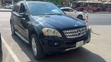 Su nəqliyyatı: Mercedes-Benz ML 350: 3.5 l | 2006 il Ofrouder/SUV — 4