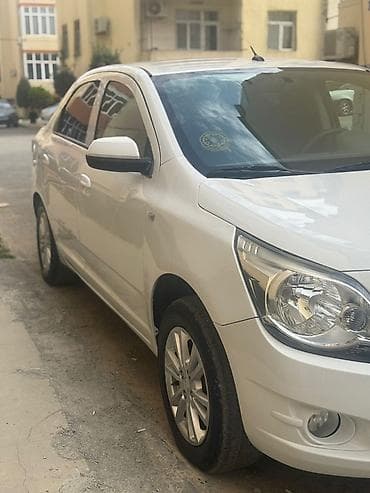 daewoo gentra oluxanasi: Chevrolet Cobalt: 1.5 l | 2024 il Sedan — 4