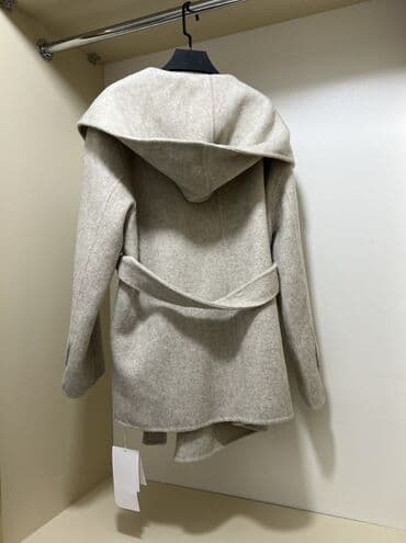 Çimərlik geyimləri: Yeni! Kapshonlu Palto Standart olchu 120azn baha alinib — 2