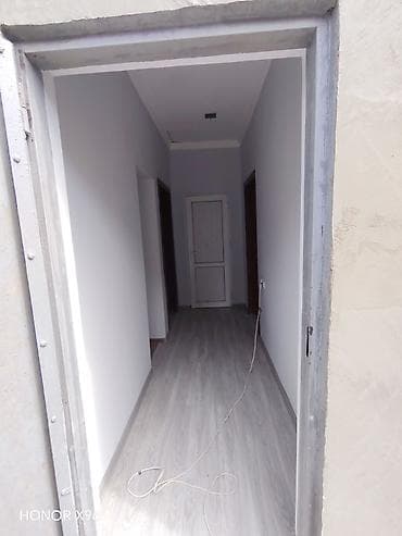 Daşınmaz əmlak: 2 otaqlı, 36 kv. m — 8