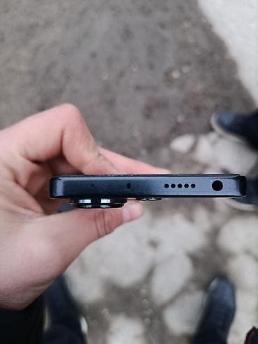 p40 pro: Məhsul: Xiomi Redmi not 13 pro Xüsusiyyətlər: - Arxa kamera sistemi — 5