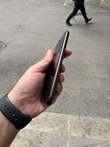 ipad pro m2 pro: IPhone SE 2020, 128 GB, Midnight, Barmaq izi — 5