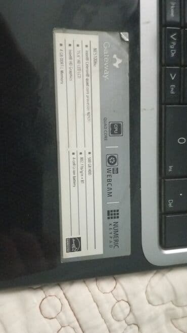 simsiz internet: Intel Celeron, 4 GB, 15.6 " — 3