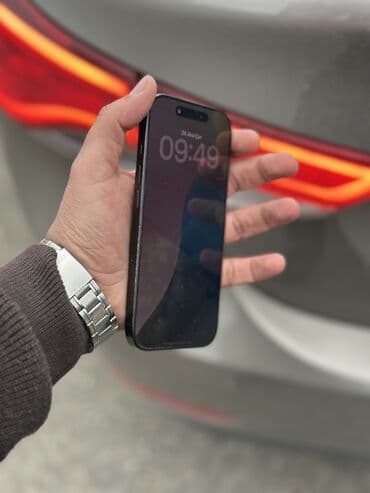 Биология: IPhone 15 Pro, Черный — 5