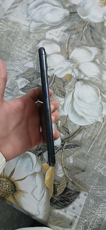 ayfon 8 ucuz: IPhone 11 Pro, Matte Midnight Green, Face ID — 3