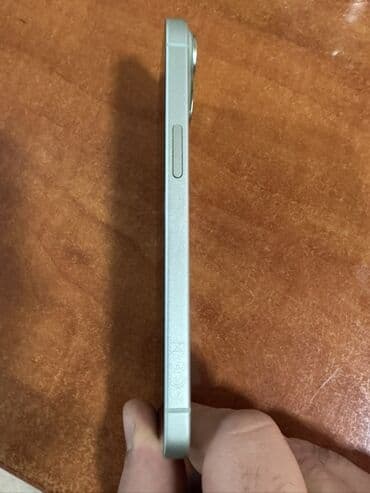 Кастрюли: IPhone 15, 128 ГБ, Зеленый, Face ID — 3