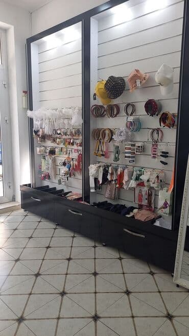 suse vitrinler: Mebellər yenidir. Təxmini 1 il istifadə olunub. İstifadə üçün əla — 1