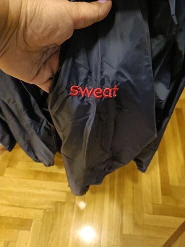 qadın idman köynəkləri: Nisbətən tünd göy rəngdə uniseks idman kostyumu. Yüngül materialdan — 1