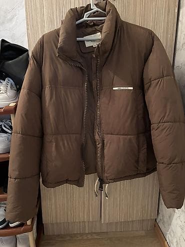 a klas: Qış kurtkası 50azn alınıb 20azn satılır Az geyinilib Metrolara — 1