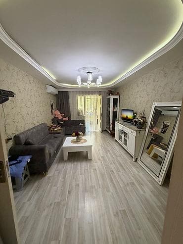 hazir ipotekada olan evler: 20 YANVAR / INSAATCILAR METROSU Tibb kollecinin yaninda 3 otaga — 1
