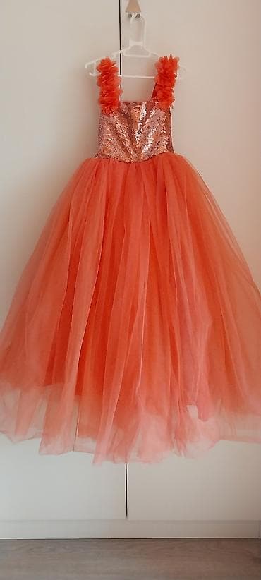 hicablı don: Paltarlar her biri 35man xaricden alinib ela veziyyetde 7-8 yash — 6