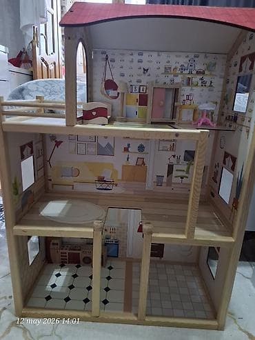 kuklalar evi: Taxta kukla evi - Material: təbii ağac karkas, rəngli çap divar — 1