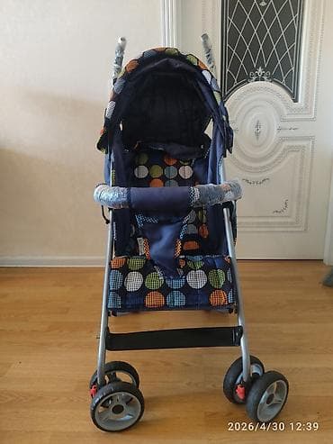 1 yaş: İki tutacaqlı araba, Ünvandan götürmə — 1