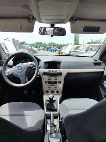 vurux maşınlar: Opel Astra: 1.3 l | 2008 il 335500 km Hetçbek — 11