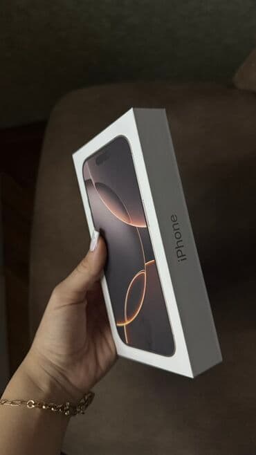 dubay varianti iphone: IPhone 16 Pro, 128 GB, Desert Titanium — 1