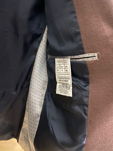 kisi pencekleri: Türkiyə istehsalı.Ölçür 48 Tək pencək.Cinslə klassik geyimlə çox əla — 2