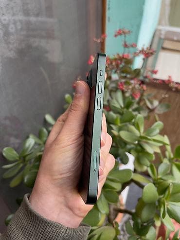 mini pc: IPhone 13 mini, 128 GB — 7