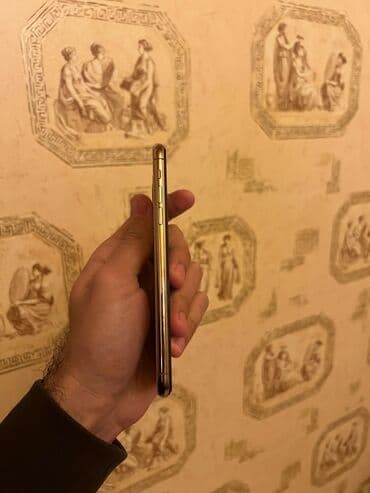 iphone 13 pro max satılır: IPhone 11 Pro Max, Qızılı, Face ID — 4