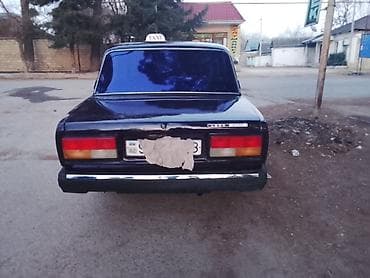vaz rulu: LADA 2107 sedan - Kuzov: klassik “Jiquli” gövdəsi, 4 qapı - Rəng — 3
