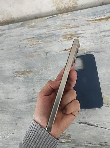 i̇phone 17: IPhone 15 Pro Max, 256 GB, Natural Titanium, Face ID — 5