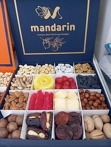 “Mandarin – Premium dried fruits & nuts boutique” hədiyyə qutusu