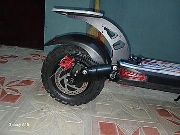 elektirikli mapet: Güclü elektrik skuter - Geniş, parlaq LED displey: sürət (km/s) — 8