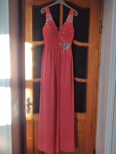 свадебные платья баку: Geyimler hamisi birlikte ve ya tek tek satilir. Maraqlananlar mesja — 15