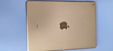 ТВ и видео: Apple İpad8 32gb ekranın qıragında çat var basqa hecbir problemi — 4