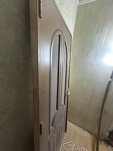 Крепежные изделия: Б/у Межкомнатная дверь 90х200 см С замком, Самовывоз — 2