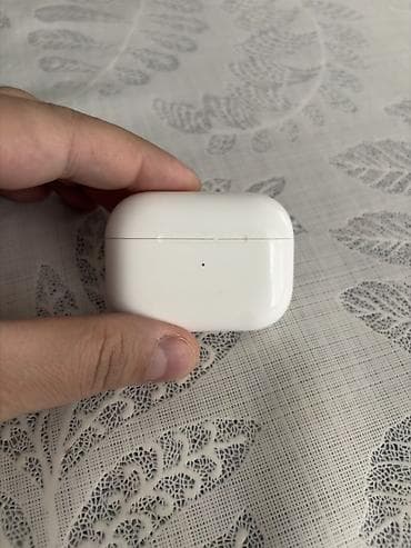 kalonka bulutuz: Apple AirPods Pro 2 (MagSafe şarj qutusu ilə) Xüsusiyyətlər: - Aktiv — 3