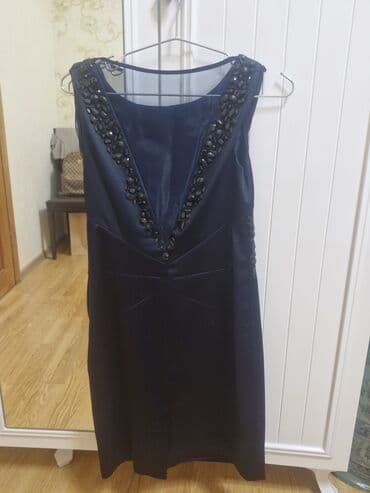 Sviterlər: Qadın paltarları – 2 model 1) Qara paltar - Dizayn: Ön hissədə xırda — 5