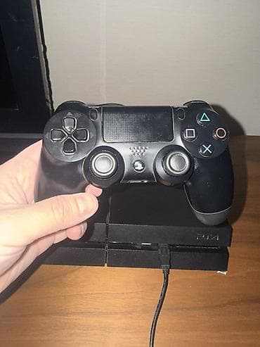 xbox one qiymeti: Sony PlayStation 4 (PS4) – 1 TB klassik model Paket: - PS4 konsolu — 5