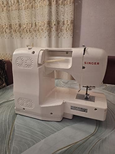 ev qizdiran: SINGER tikiş maşını - Brend: SINGER - Rəng: ağ, kompakt korpus - — 2