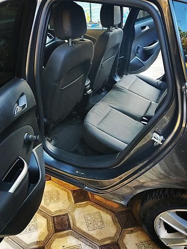 celiloğlu ehtiyat hisseleri: Opel Astra: 1.4 l | 2010 il Hetçbek — 10