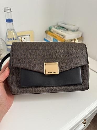 michail kors: Michael Kors çiyin çantası - Model: flap dizaynlı, ön hissədə — 8