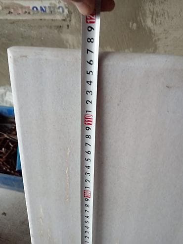 Mərmər pəncərə altlığı lövhələri - Material: açıq rəngli təbii mərmər